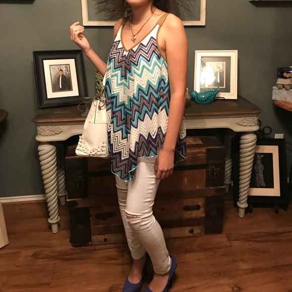 💋TOP💋 - Picture 2 of 8